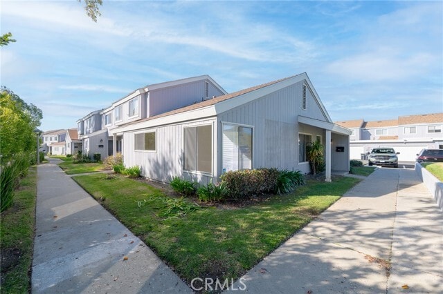 Building Photo - 1044 Cyn Spg Ln