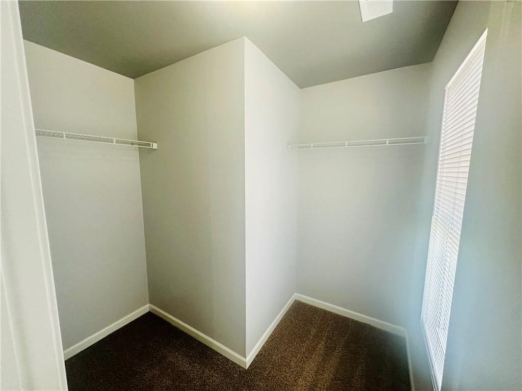 Building Photo - 6078 Oak Bend Ct