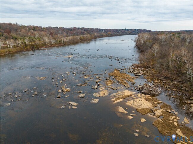 Building Photo - 3342 Grandview Dr