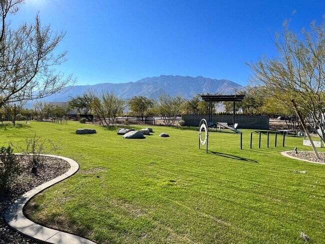 Building Photo - COMING SOON! STUNNING 3 Bedroom/2.5 bathroom in the highly desired Miralon Community!