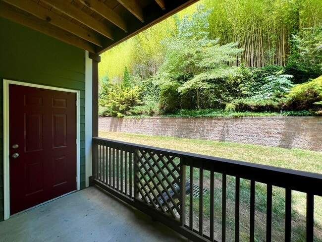 Building Photo - 3-Bed, 2-Bath Condo with Garage! One month...