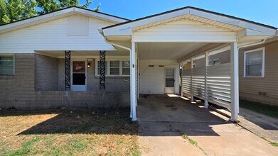 Building Photo - 2 Bed 1.5 Bath in OKC!