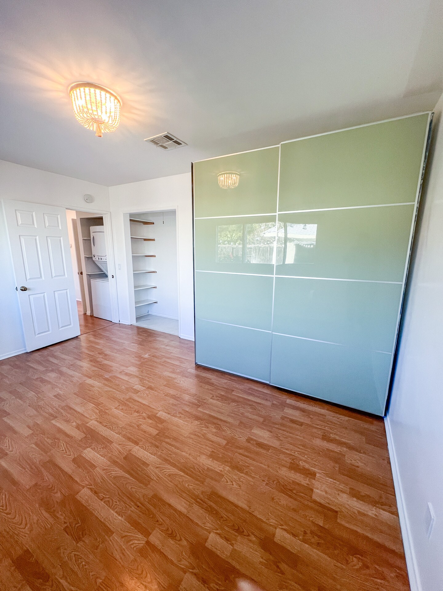 Building Photo - 10447 Cantara St