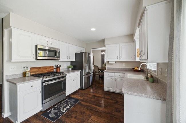 Building Photo - 375 Partridge Ct