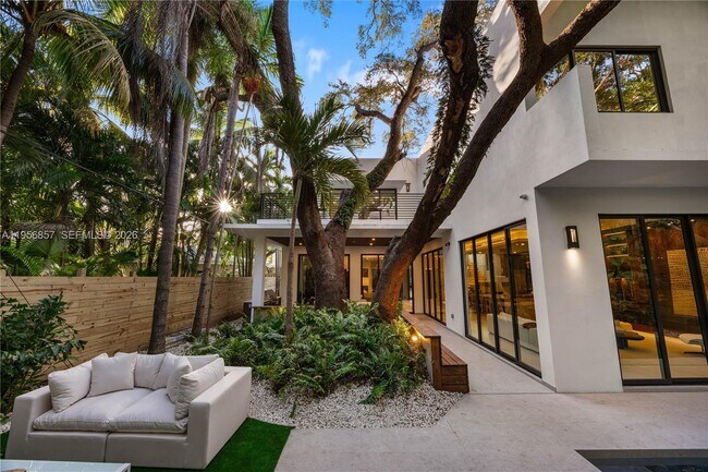 Building Photo - 2805 Freeman St