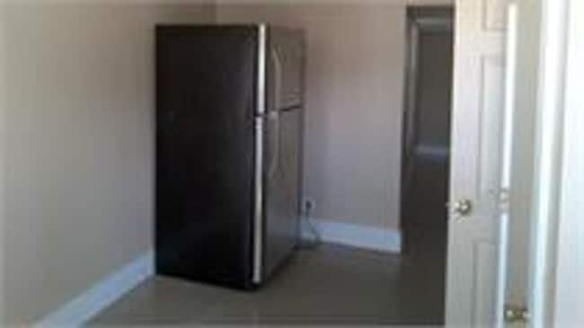 Building Photo - 175 Marlboro St