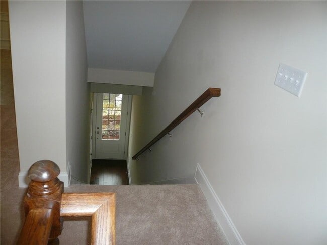Building Photo - 2417 Tenor Ln