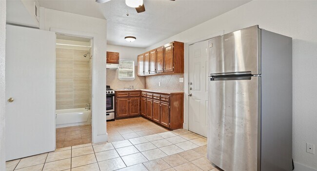 Building Photo - 500 Tillery St