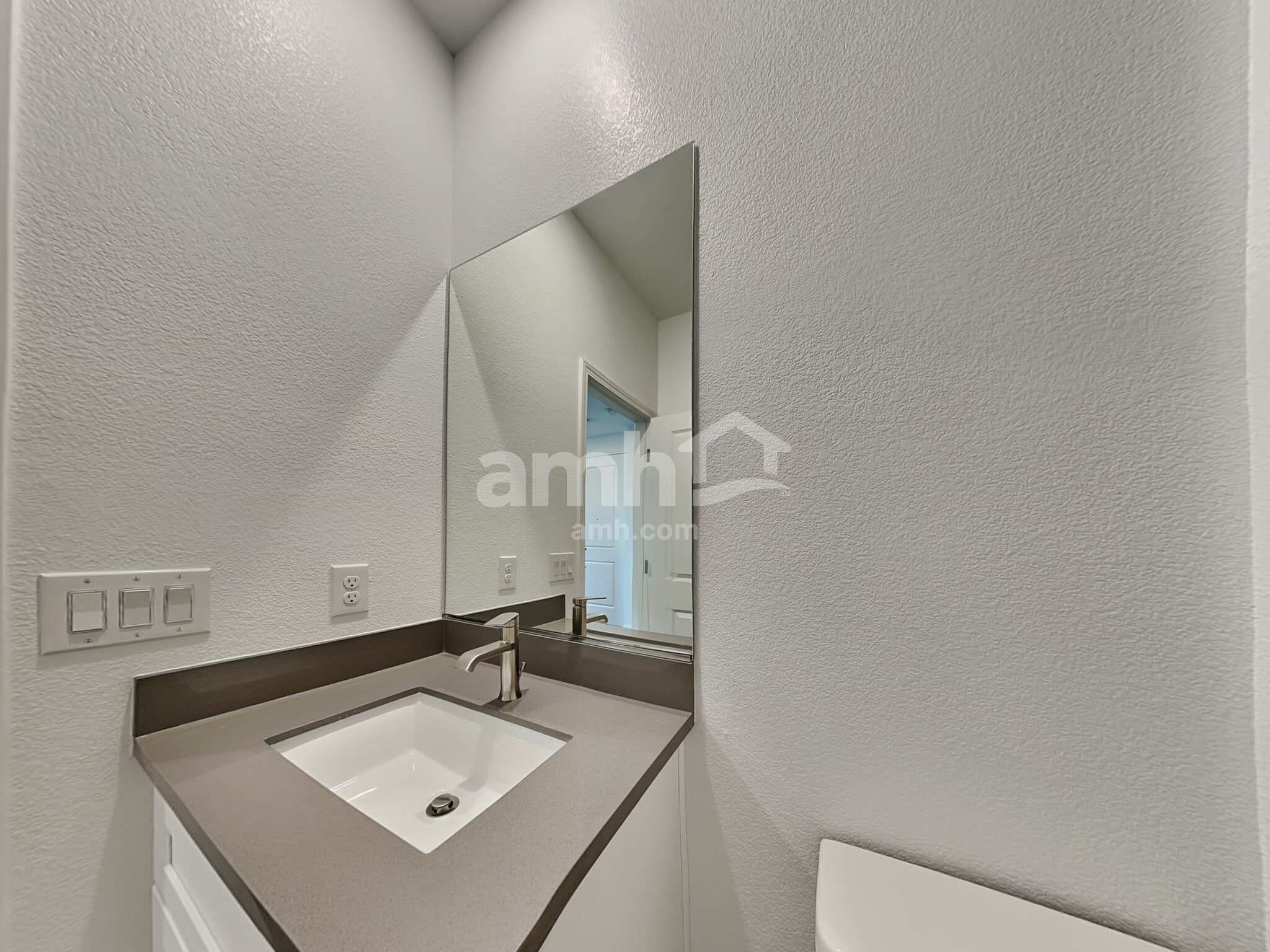 Building Photo - 9165 Ribbon Mdw Ct