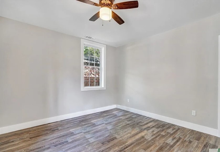 Building Photo - 720 W 42nd St