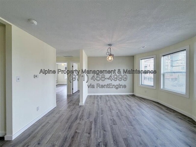 Building Photo - 5904 N Interstate Ave