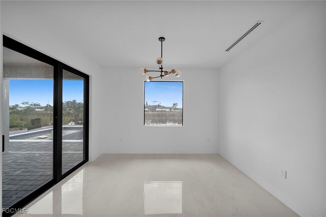 Building Photo - 2540 NW 6th Terrace