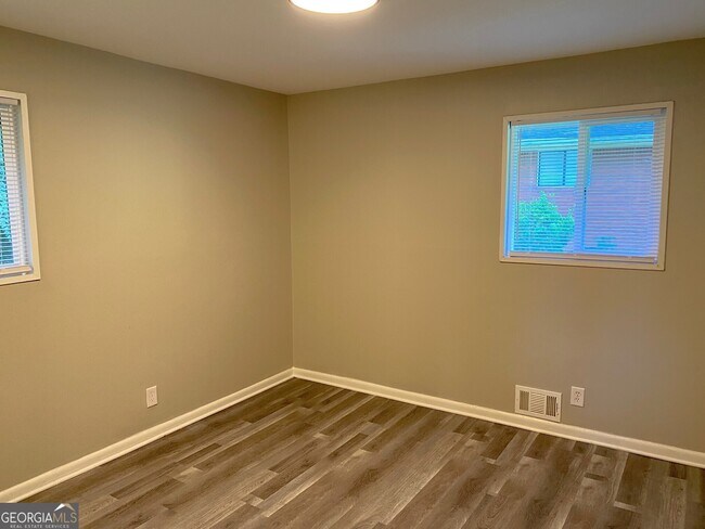 Building Photo - 2764 Riggs Dr