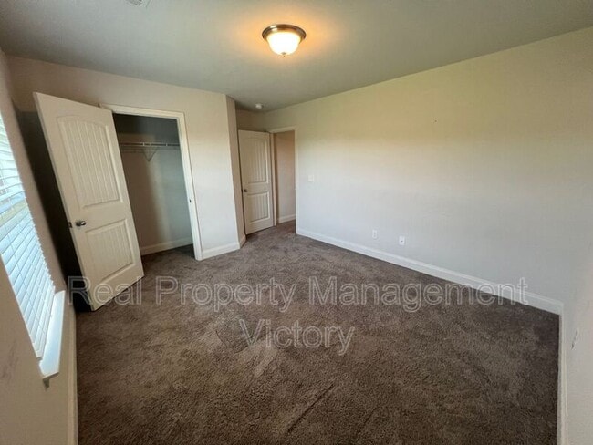 Building Photo - 1010 Brookhaven Dr