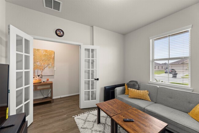 Building Photo - 14911 Spg Frst Ln
