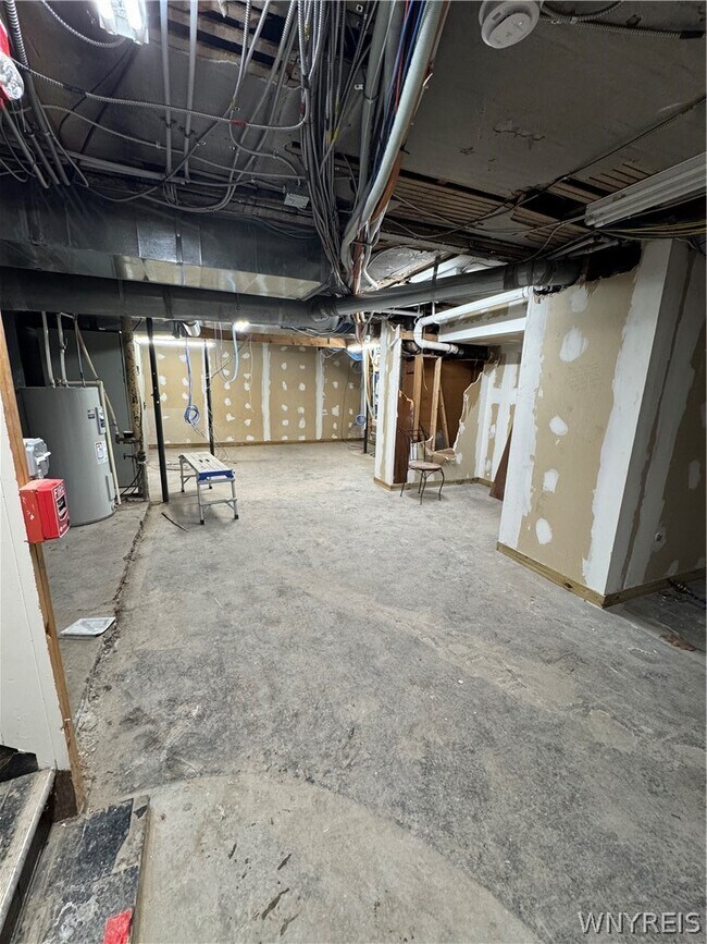 Building Photo - 107 Humboldt Pkwy