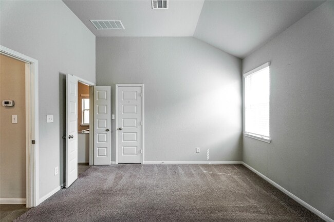 Building Photo - 8414 Quiet Bay Dr