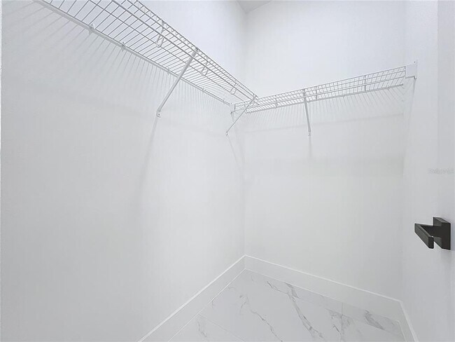 Building Photo - 780 Kangaroo Ct