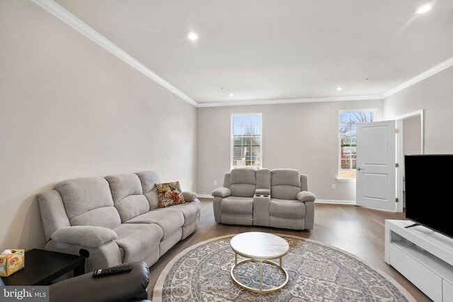 Building Photo - 168 Bishop Wy