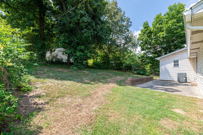 Building Photo - 1314 Goldleaf St