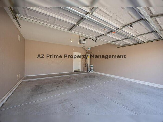 Building Photo - 6086 S Pearl Dr