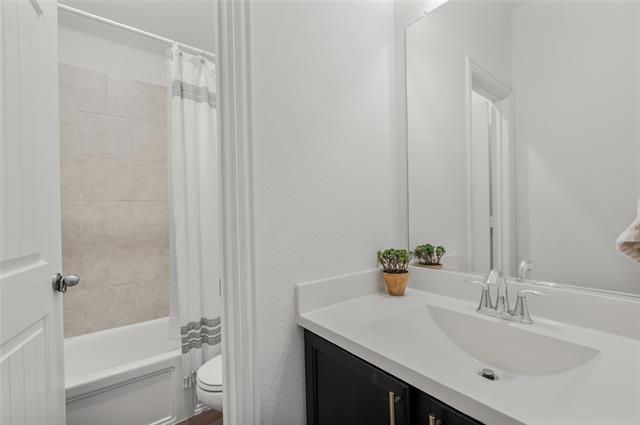 Building Photo - 1361 Francesca Dr