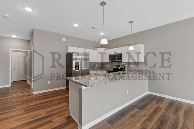 Building Photo - 5281 N Toben Ct