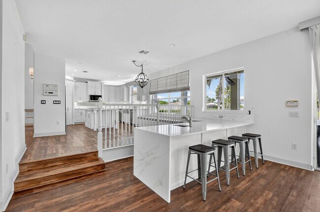 Building Photo - 9551 Barletta Winds Point