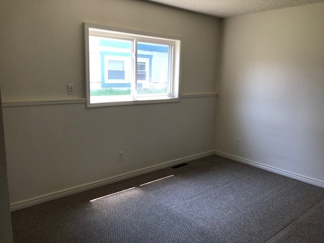 Building Photo - 1414 Emery Ct