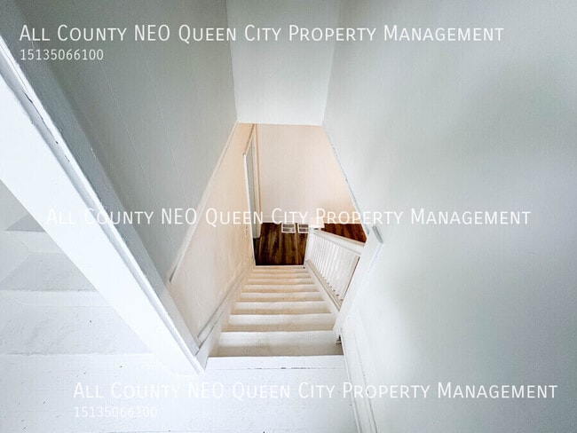 Building Photo - 225 Pleasant Ave