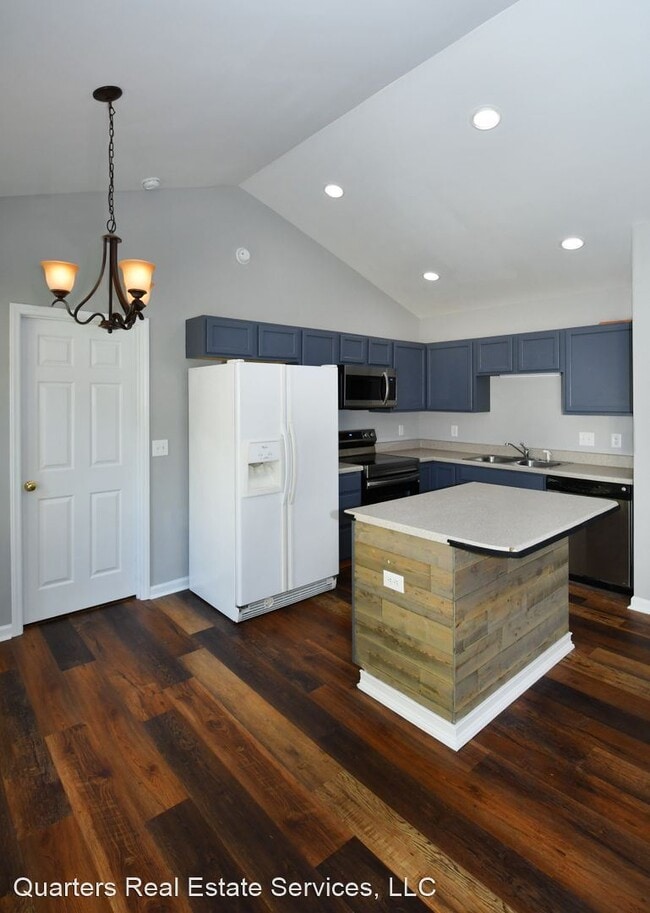 Building Photo - 3 br, 2 bath House - 2493 Somerset Place Dr.