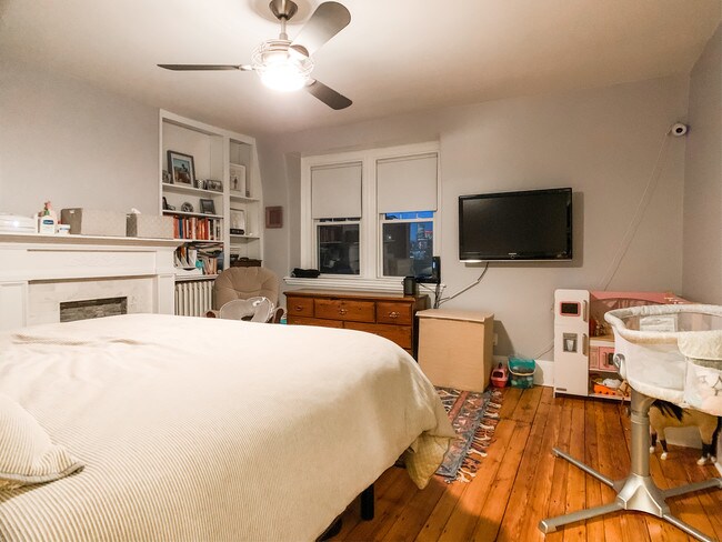 Bedroom 1 (continued) - 51 Emerson St