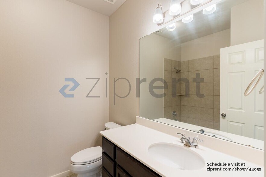 Building Photo - 16121 Remington Reserve Way
