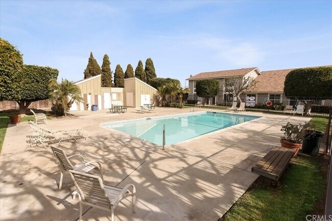 Building Photo - 16872 Cod Cir
