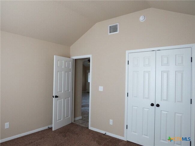 Building Photo - 6601 Morganite Ln