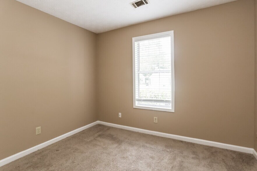 Building Photo - 4516 Legend Hollow Ln