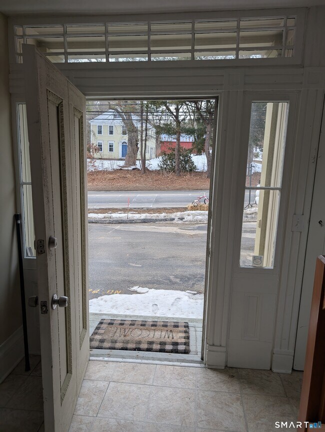 Building Photo - 17 Burlington Rd