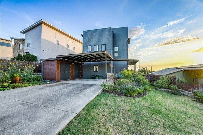 Building Photo - Incredible 3-Bedroom Home in the Agave Neighborhood of East Austin
