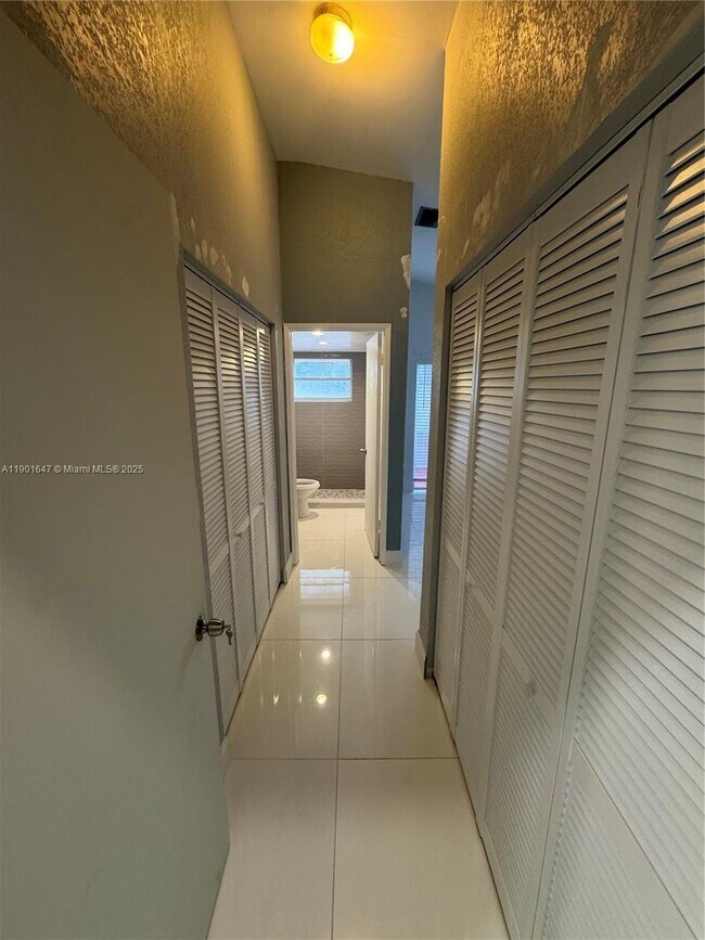 Building Photo - 7699 SW 153rd Ct