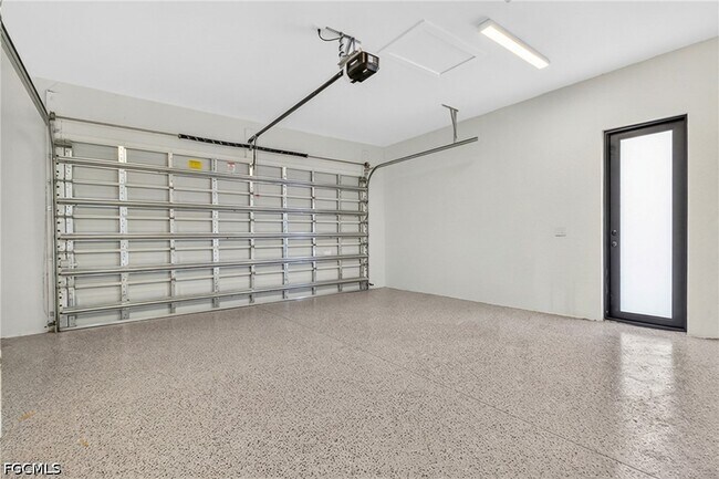Building Photo - 4107 16th St SW