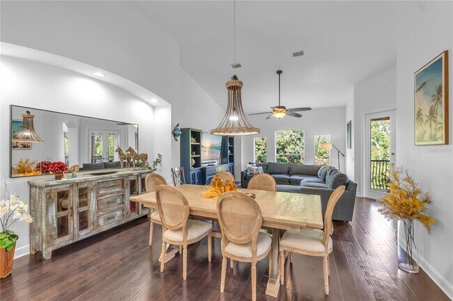 Building Photo - 5469 46th Ct W