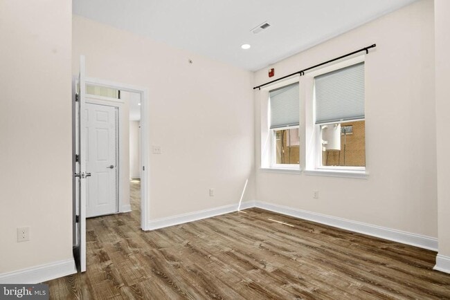 Building Photo - 301 South St