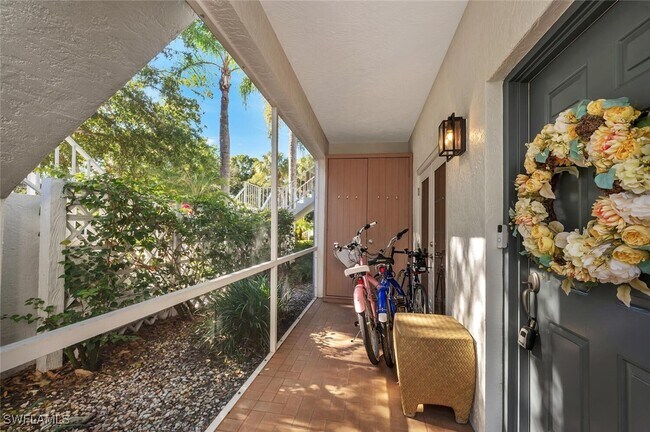 Building Photo - 818 Tanbark Dr