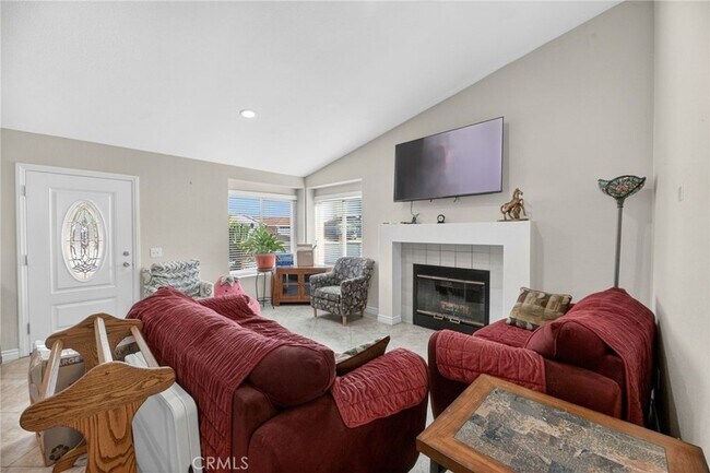 Building Photo - 39427 Canyon Rim Cir