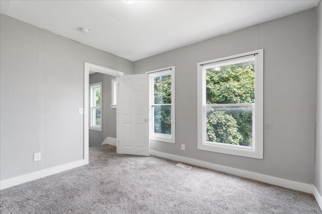 Building Photo - 1218 Brown St