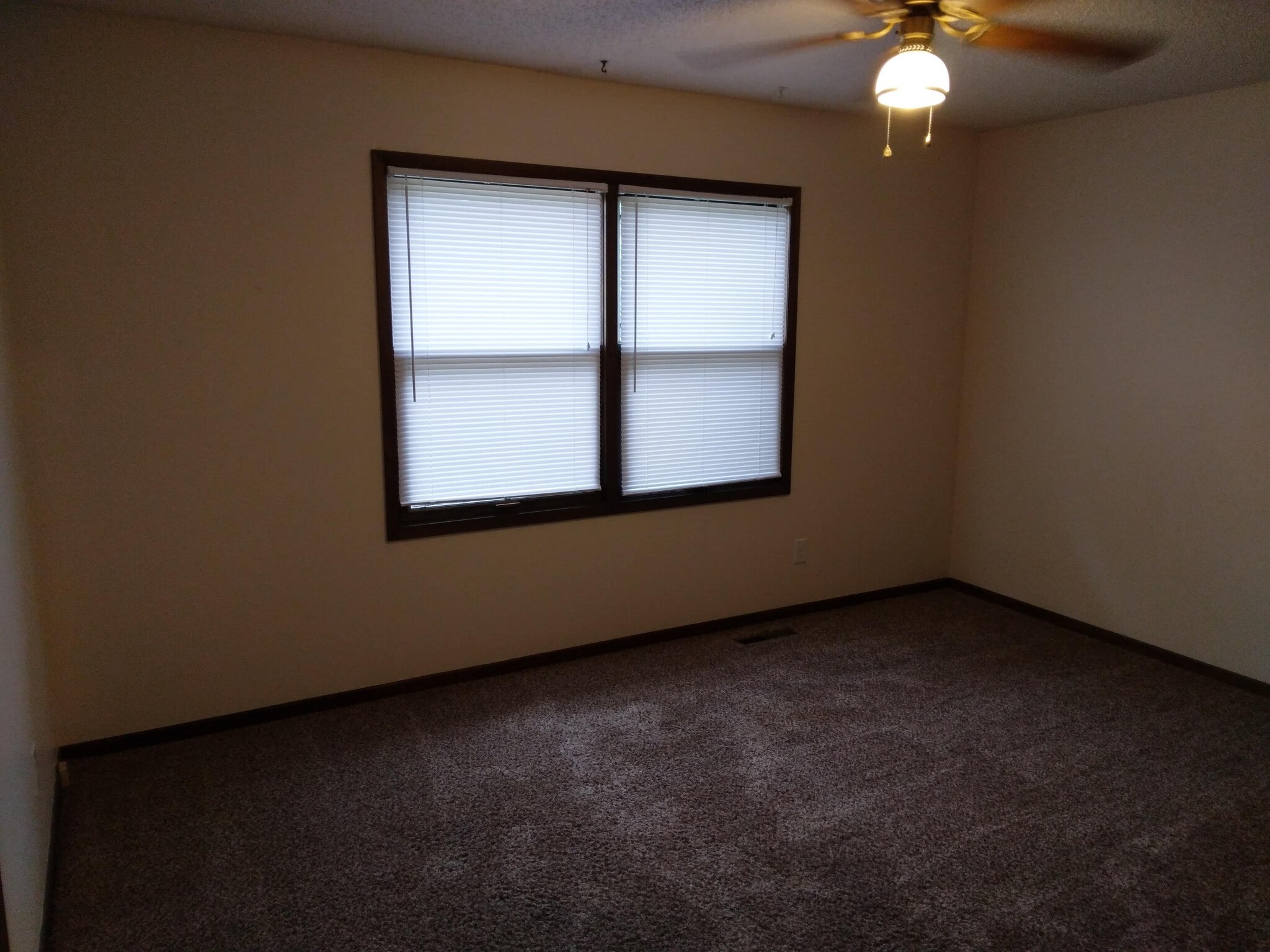 Building Photo - 2302 Prairie View East