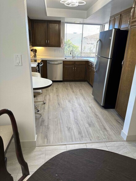 Building Photo - 3168 Sonata Dr