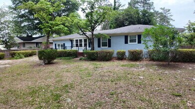 Building Photo - Welcome home!