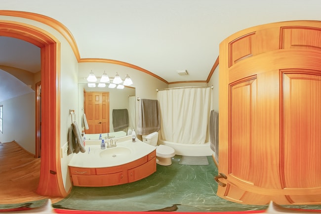 Building Photo - 3D Tour Available - Gorgeous West Side Home with Garage + Fenced in Back Yard! Available Now!