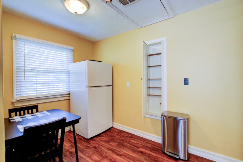 Building Photo - 2618 Merhoff St